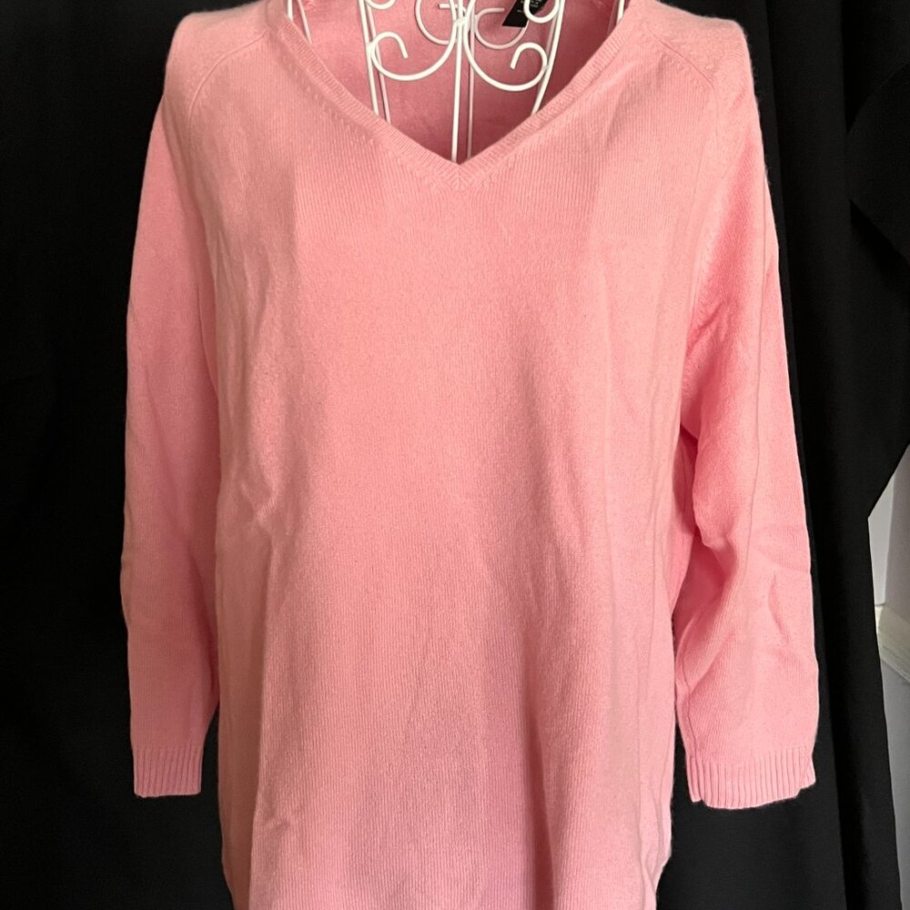 PINK LORD & TAYLOR CASHMERE SWEATER